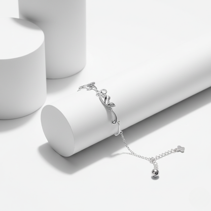 Flowing Vine Leaf Link Bracelet