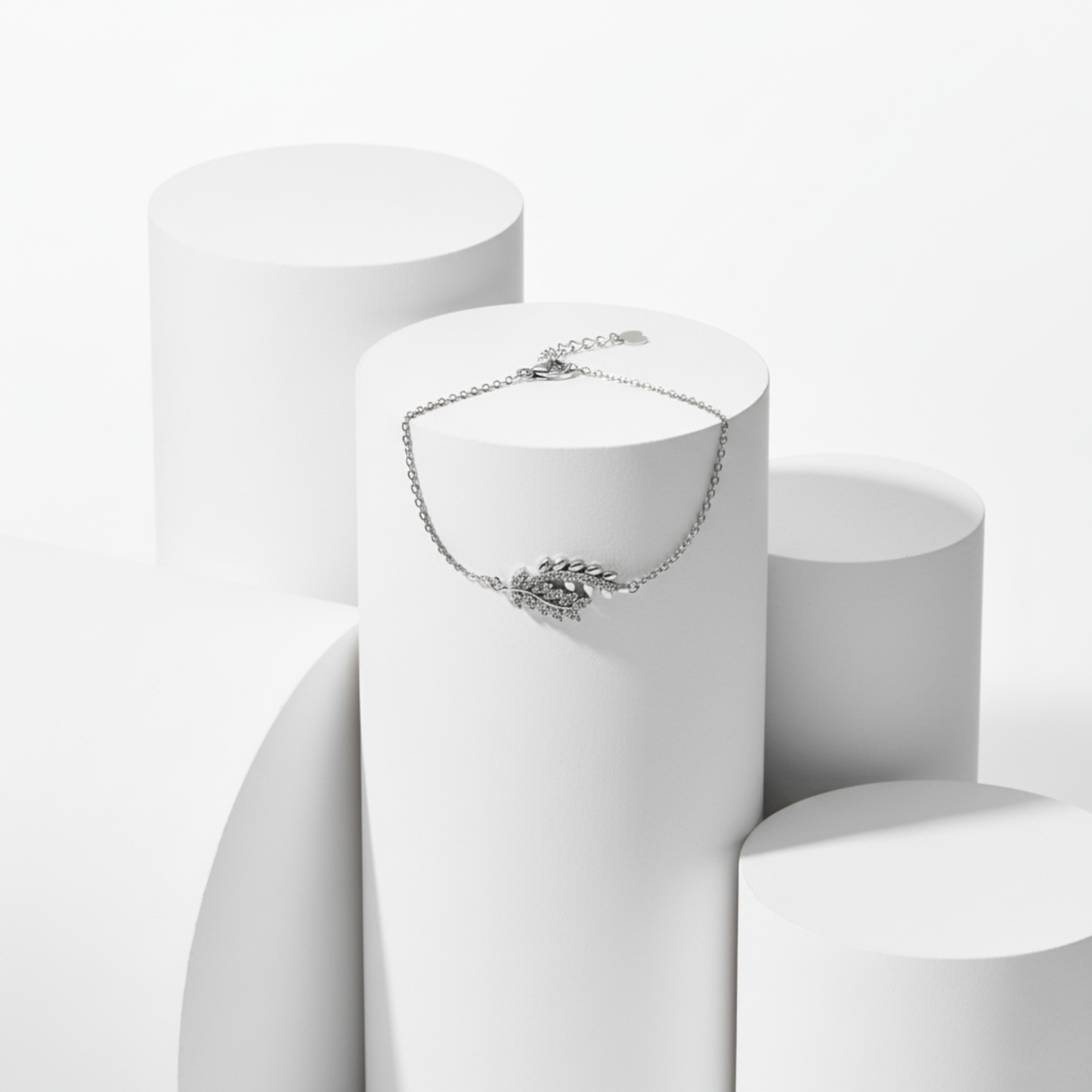 Pavé Laurel Branch Link Bracelet